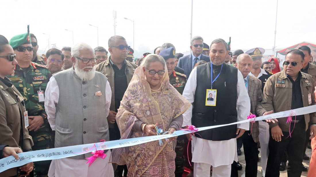 বাণিজ্যমেলার উদ্বোধন করলেন প্রধানমন্ত্রী